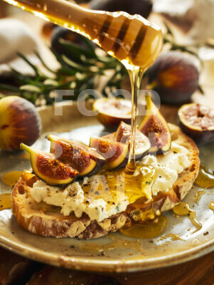 Honeyed Elegance: Goat Cheese and Fig Crostini
